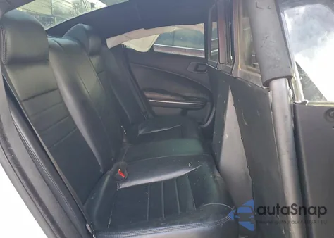 2018 Dodge Charger Police z USA, uszkodzony, nr VIN 2C3CDXAT2JH238839